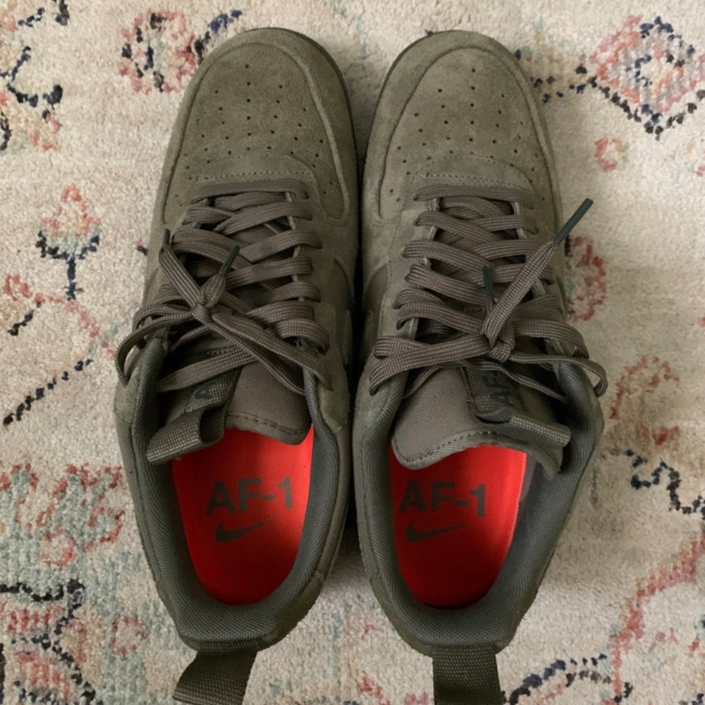 Nike Air Force 1 07 Lv8 Suede